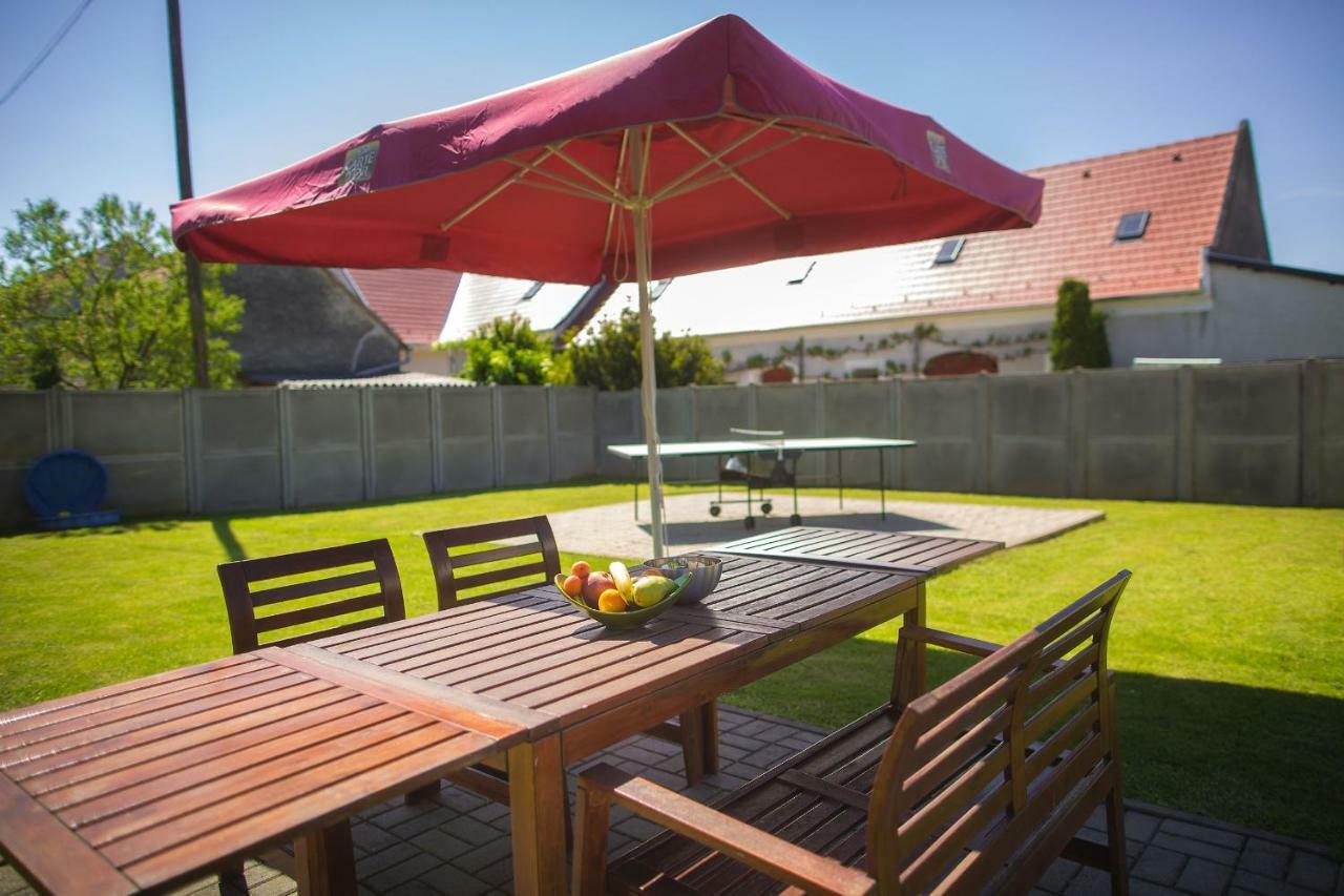 Apartman Szanyi Бюк Экстерьер фото